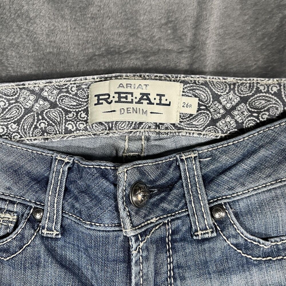 Ariat Jeans Womens 26R Blue Light Wash Mid Rise Straight Rainstorm Denim - Picture 2 of 10